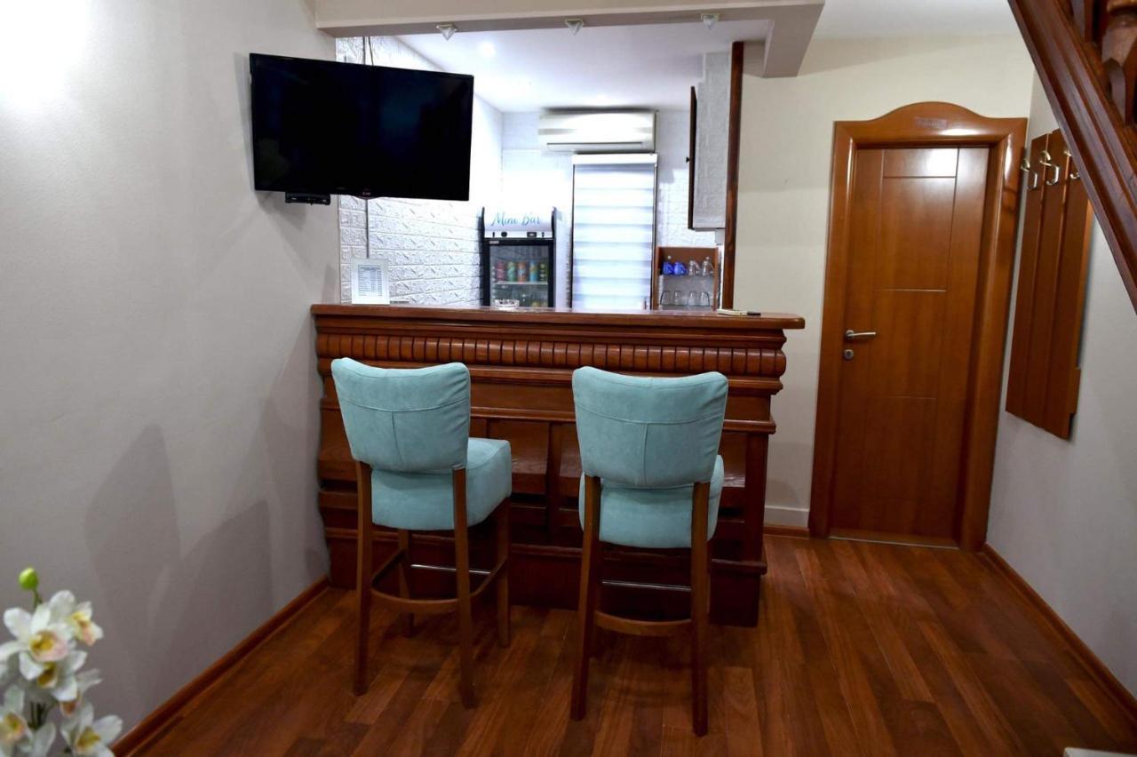 Apartman Royal Gornji Milanovac Esterno foto